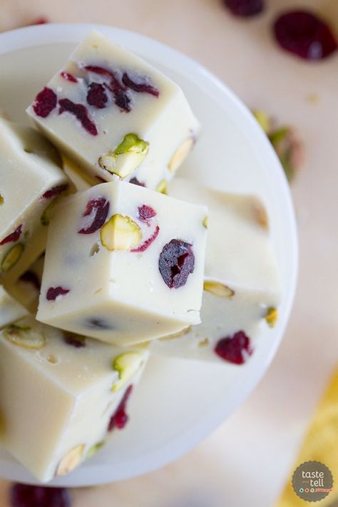 Pistachio Fudge Recipe, Cranberry Pistachio Fudge, Pistachio Fudge, Holiday Fudge Recipes, Easy Microwave Fudge, Holiday Fudge, Taste And Tell, Hot Chocolate Fudge, Microwave Fudge