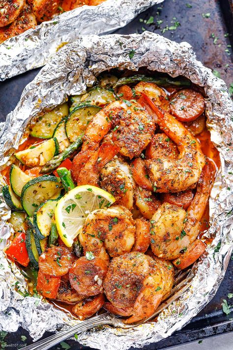 Shrimp Foil Packs, Garlic Baked Shrimp, Shrimp Boil Foil, Sausage Shrimp, Week Meals, Shrimp And Sausage, Cajun Sausage, Recipe Shrimp, Baked Shrimp Scampi