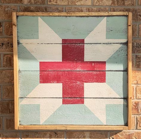 Red Cross Symbol, Painted Barn Quilts, Barn Signs, Barn Quilt Designs, Barn Wood Projects, Barn Wood Signs, Evergreen Wreath, Barn Art, Barn Quilt Patterns