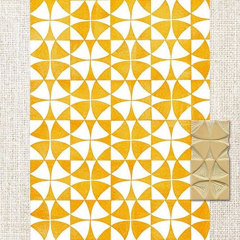 Block Print Pattern Simple, Print Making Patterns, Block Printing Pattern, Square Pattern Design, Surface Pattern Design Inspiration, Linoleum Block Printing, Linocut Printmaking, Block Painting, Lino Art