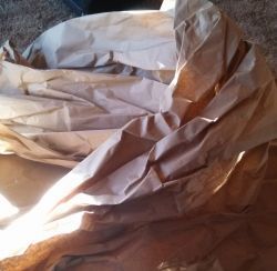 Brown Packing Paper Crafts, Packing Paper Crafts, Brown Paper Crafts, Kraft Paper Art, Brown Packing Paper, Brown Packaging, Barn Door Decor, Cardboard Houses, Recycling Crafts