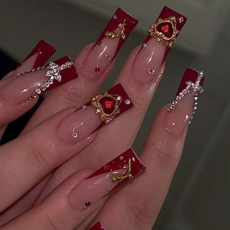 Red White And Gold Nails Acrylic, Catholic Acrylic Nails, Catholic Nails Acrylic, Red Fairy Nails, Red And Gold Acrylics, Catholic Nails Designs, Rosary Nails Designs, El Salvador Nails, Virgin Mary Nails Designs