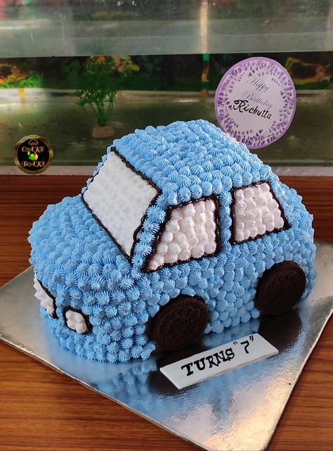 Simple Car Cake, Car Cake Designs For Kids, Rio Cake, Car Shaped Cake, Cars Cake Design, Simple Birthday Cake Designs, Pastry Logo, Cake Designs For Kids, Cars Cake