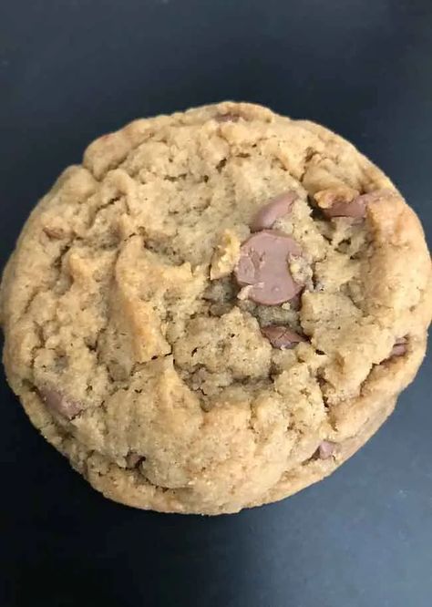 Gluten Free Date Cookies Recipes, Date Chocolate Chip Cookies, Date Paste Recipes, Healthy Baked Snacks, Healthier Baking, Vegan Gluten Free Cookies, Date Paste, Chocolate Chips Cookies, Date Cookies