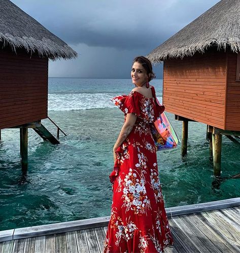 Aarti Chabria and Visharad Beedassy | Maldives | Celebrity Honeymoon | WeddingSutra Beach Outfits Women Maldives, Goa Honeymoon Dresses, Honeymoon Dresses For Maldives, Maldives Honeymoon Photography, Maldives Honeymoon Outfits, Maldives Swimsuit, Maldives Outfit Ideas, Maldives Outfit, Travel Aesthetic Wanderlust