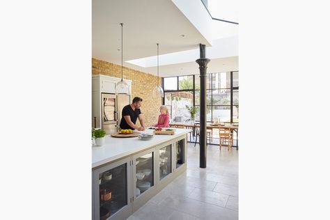 Wandsworth Common Westside by Granit | Award-winning Architects Lighting Kitchen Island, Track Lighting Kitchen, Kitchen Diner Extension, Open Plan Kitchen Dining, Open Plan Kitchen Living Room, Kitchen Island Table, Shaker Style Kitchens, House Extension Design, Kitchen Dining Living