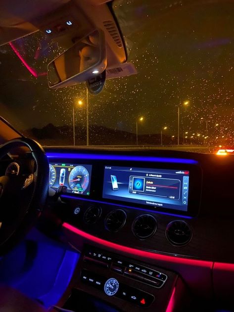 Late Night Drives Mercedes, Late Night Drives Snapchat, Car Passenger Seat View, Old Mercedes, Book Photography Instagram, Girls Driving, Flipagram Instagram, Flowers Instagram, Dream Cars Jeep