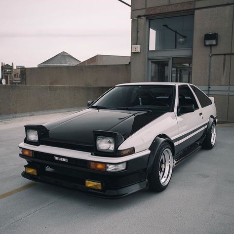 🔥Legend🔥 #ae86 #trueno #corolla #toyota Ae86 Trueno, Corolla Toyota, Toyota Ae86, Best Jdm Cars, Mitsubishi Lancer Evolution, Honda S2000, Street Racing Cars, Ae86, Stance Nation