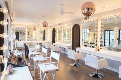 Makeup Studio Interior, Makeup Studio Decor, Amber Lancaster, Hair Salon Design, Make Up Studio, Dance Rooms, Studio Makeup, Manhattan Project, Beauty Room Decor