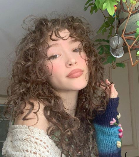 Natural Curly Hair Cuts, Curly Hair Photos, Haircuts For Curly Hair, Curly Hair Inspiration, Beauty Stuff, Cut My Hair, Hair Inspo Color, Curly Hair Cuts, Dream Hair