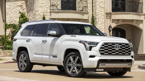 2023 Toyota Sequoia, Toyota Sequioa, Toyota Car Models, Toyota Suv, Full Size Suv, Large Suv, New Suv, Toyota Sequoia, Gas Mileage