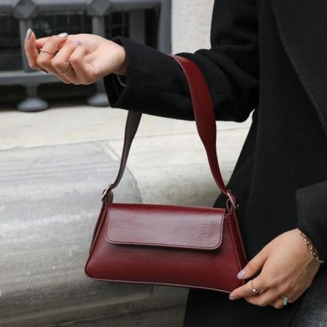 Minimalist Shoulder Bag,Mini Baguette Burgundy Bag, Classic Faux Leather Crossbody Bag, Vintage Style Leather Box Bag, Woven leather bag Leather Baguette Bag, Minimalist Purse, Burgundy Purse, Woven Leather Tote, Burgundy Bag, Bottega Veneta Bag, Woven Leather Bag, Purse For Women, Stylish Shoulder Bag