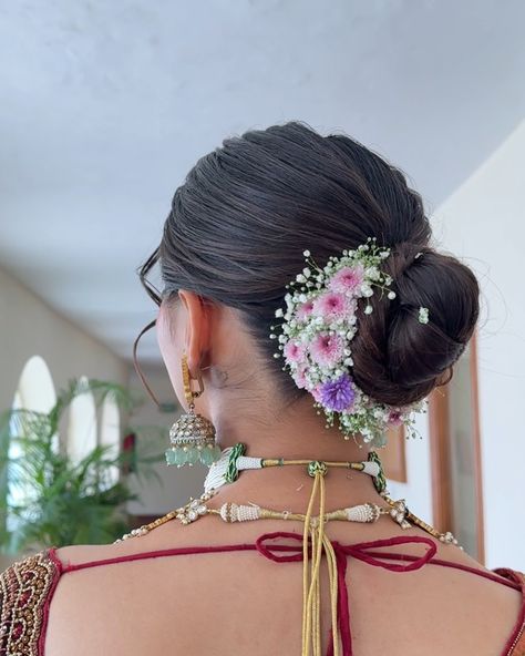 Wet texture bridal bun ❤️✨✨ Bridal Bun Hairstyles Indian, Bun Hairstyles Indian, Wet Texture, Bridal Bun Hairstyles, Floral Bun, Bridal Bun, Hairstyles Indian, Bun Hairstyles, Wedding Hairstyles