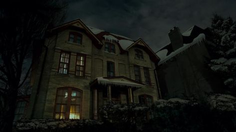 Hannibal's house Hannibal House, Hannibal Episodes, Jack Crawford, Hannibal Lecter, Baltimore Maryland, Baltimore, Maryland, House Styles