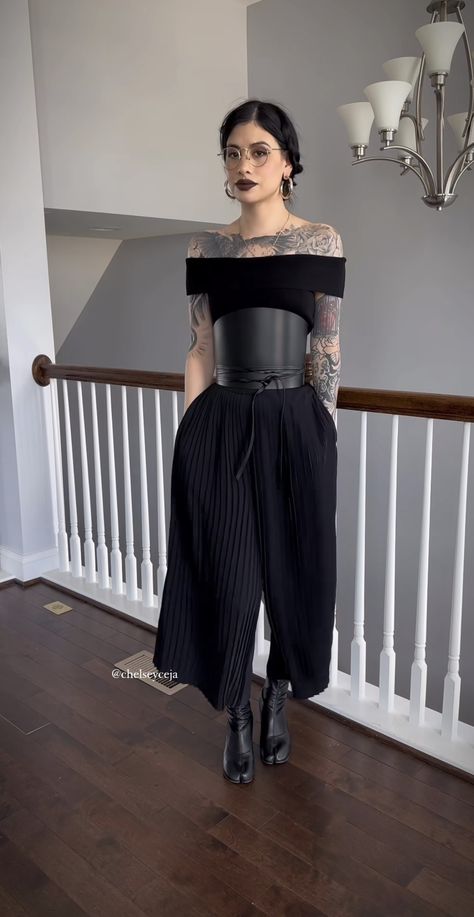 Goth Wedding Attire Guest, Alt Office Outfit Summer, Corporate Goth Aesthetic, Edgy Formal Outfits, Chelsey Ceja, Corp Goth Work Outfits, Goth Outfits Winter, Corporate Punk, Corp Goth