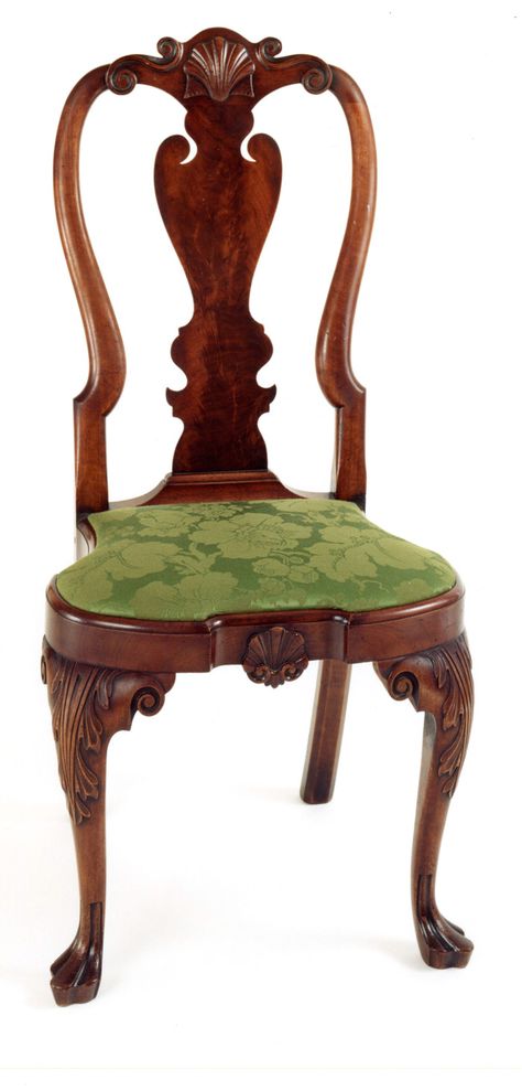 chair Queen Anne Furniture, Classic Chair Design, Chippendale Furniture, Queen Anne Chair, Working With Wood, Georgian Furniture, Classic Furniture Design, Victorian Chair, Iconic Furniture