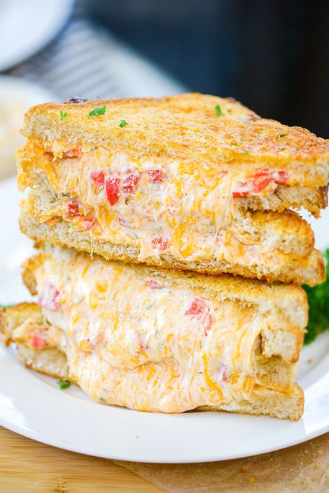 Pimento Cheese Grilled Cheese, Easy Air Fryer Snacks, Pimento Grilled Cheese, Air Fryer Snacks, Bacon Wrapped Chicken Bites, Homemade Pimento Cheese, Pimento Cheese Sandwiches, Recipes French, Ultimate Grilled Cheese