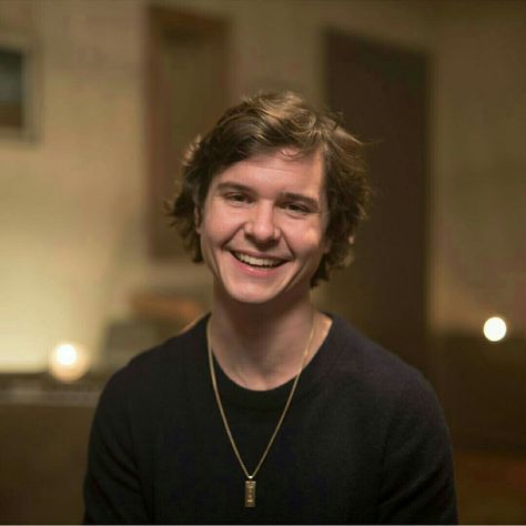 Lucas Graham, Notion Pics, Lukas Graham, Ray Ray, Bts Blackpink, About Music, Tour Dates, Music Albums, Hit Songs