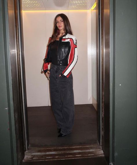 Racer Jacket Outfit Women Aesthetic, Car Racer Outfit Women, Racer Top Outfit, Car Race Outfit, Car Show Outfit, Race Jacket Outfit, Female Racer Aesthetic, Racer Jacket Outfit Women, Racer Jacket Outfit