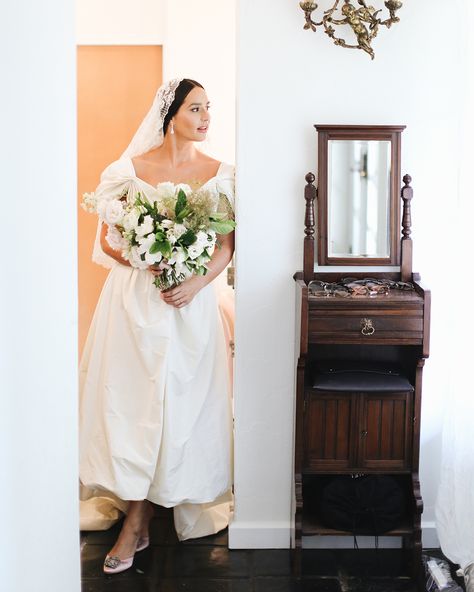 Pia Baroncini Wedding Dress, Pia Arrobio Wedding, Pia Baroncini Wedding, Pia Arrobio, Taffeta Wedding Dress, Wedding Dresses Taffeta, Wedding At Home, Brock Collection, Vintage Veils