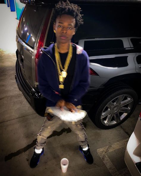 Heembeezy Rapper Pfp, Heembeezy Pfp, Heembeezy Rapper, Ig Profile, Games Ideas, Celebrity Pics, Eat Together, Anime Pfps, Free Game