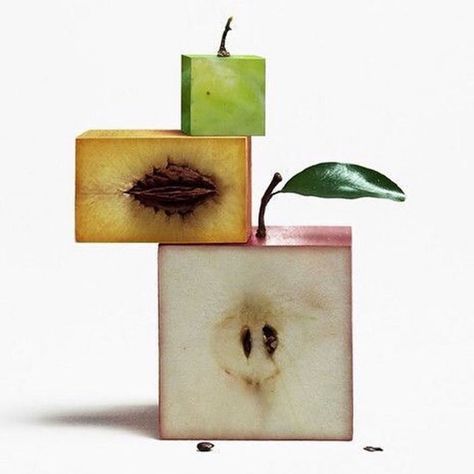 Cubisme via @purificaciongarcia #cubisme #fruits #vegetables #artvegetal #arts #apples #veganfood #simplyvegan #minimalism #designs Fruit Photography, Fruit Art, Pics Art, Creative Food, Life Photography, Still Life Photography, Food Design, Food Styling, Creative Photography