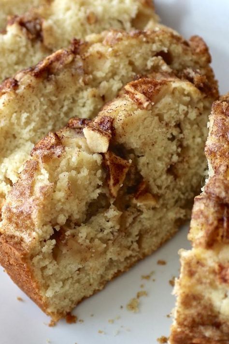 Apple Cinnamon White Cake | "A buttery white cake that comes together in minutes but tastes like you spent all day making it. Adding apples and cinnamon with brown sugar in layers makes this cake into an autumn delight. A scoop of ice cream is especially good with this cake." #allrecipes #dessertrecipes #dessertideas #dessertdishes #dessertinspiration #sweettreats Apple Cinnamon White Cake, Apple Cinnamon Recipes, Apple Cinnamon Cake, Pinterest Food, White Cake Recipe, White Apple, Cinnamon Cake, Cinnamon Recipes, Apple Cake Recipes