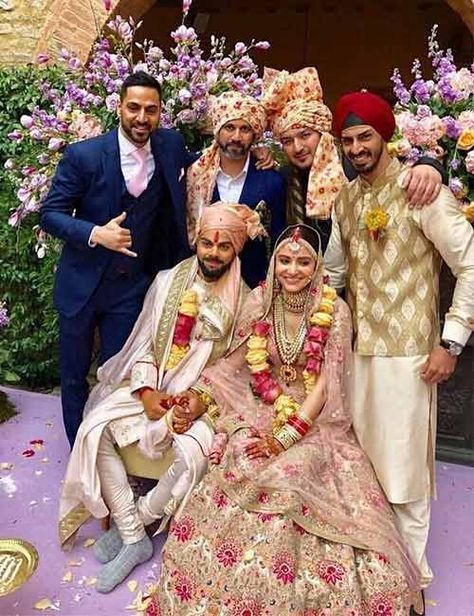 भा��रतीय दुल्हन संबंधी, Anushka Sharma Virat Kohli, Anushka Sharma And Virat, Virat Kohli And Anushka, Virat And Anushka, Big Fat Indian Wedding, Bollywood Wedding, Punjabi Wedding, Anushka Sharma