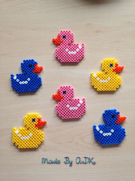 Hama Disney, Melty Bead Designs, Melt Beads Patterns, Hamma Beads Ideas, Easy Perler Bead Patterns, Melty Bead Patterns, Pearl Beads Pattern, Easy Perler Beads Ideas, Fuse Bead Patterns