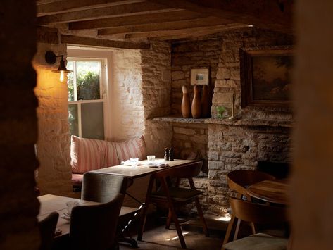 The best pubs in the Cotswolds — Condé Nast Traveller Pub Table Decor Ideas, Wild Rabbit, Best Pubs, Sunday Roast, Bar Area, English House, Conde Nast, The Cotswolds, Bar Areas