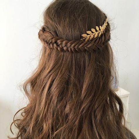 Golden Leaves Barrette, Grecian Bridal Goddess Clip, Bridal Hair Accessories, Roman Empress Hair Cli Roman Empress Hairstyles, Greek Goddess Bridal Hair, Wedding Hair Greek Goddess, Bridesmaid Hair Gold Leaf, Greek Goddess Hairstyles, Grecian Hairstyles, Roman Empress, Roman Hairstyles, Greek Hair