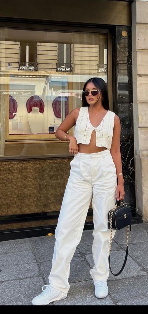 Pia Shah, Fashion Moodboard, Models Off Duty, Off Duty, Casual Outfit, Parachute Pants, Casual Outfits, Jumpsuit, Fashion Outfits