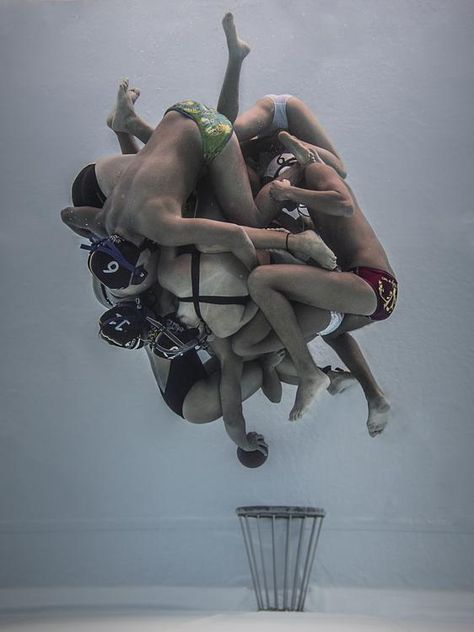 Underwater Rugby Photo by Camilo Diaz — National Geographic Your Shot Underwater Rugby, Ethereal Photography, Daily Dozen, Underwater Pictures, Pool Picture, Long Jump, National Geographic Magazine, Kiddie Pool, Free Mind