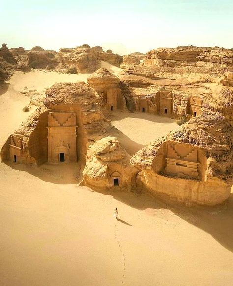 Arabia Aesthetic, Helicopter Ride, Aesthetic Picture, Ulsan, المملكة العربية السعودية, Archaeological Site, In The Desert, Paris Travel, Dream Destinations