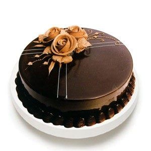 Choco Truffle Cake, Choco Truffle, Truffle Cake, Cake With Flowers, Chocolate Truffle Cake, Chocolate Cake Designs, Chocolate Cake Decoration, Creative Cake Decorating, Eggless Cake