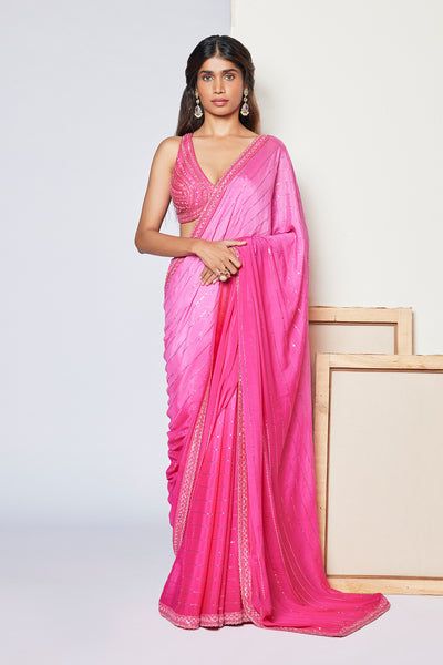 Plunging Neckline Blouse, Embellished Saree, Saree Georgette, Sequin Saree, Couple Wedding Dress, Fashionable Saree Blouse Designs, Vacuum Storage, Blouse Silk, Ready To Wear Saree