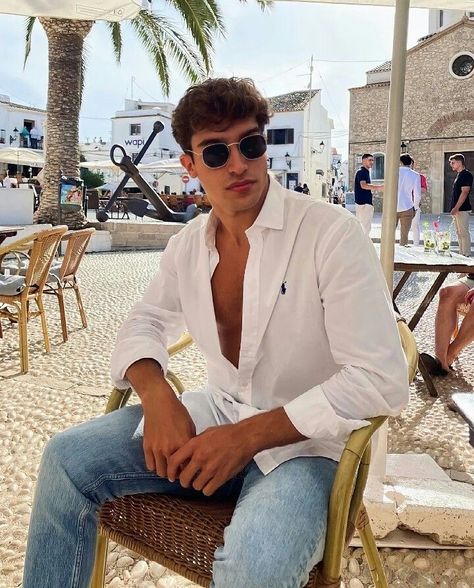 Date Outfit Men, Ceo Style, Polo Ralph Lauren Outfits, Vacation Outfits Men, Money Clothes, Summer Formal, Mens Summer Outfits, Spring Outfits Men, Mens Casual Outfits Summer