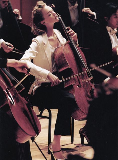 Gemma Ward, Vanessa Redgrave, Clive Owen, Classical Musicians, Cellos, Mario Testino, Music Aesthetic, Music Photography, 인물 사진