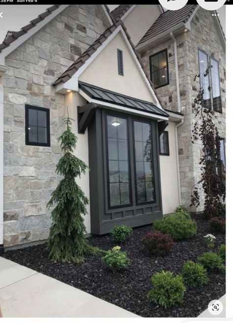 Dark Brown Brick House Exterior, Brown Brick House Exterior, Dark Home Exterior, Brown Brick Houses, Tan House, Black Shutters, Light Brick, Ranch Exterior, Brown Brick