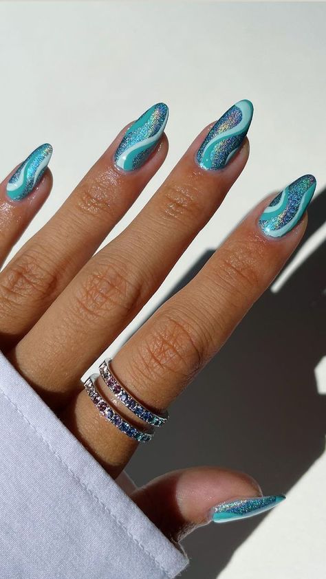 Ocean Blue Nails, Beach Themed Nails, Acrylic Nails Ideas, Fish Nails, Sea Nails, Turquoise Nails, Pink Ombre Nails, Mermaid Nails, Dots Nails