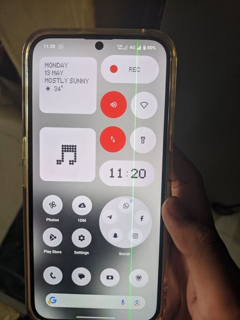 London-based tech company Nothing has recently launched the budget-friendly Nothing Phone (2a) in various markets, including India. Initially, the phone had several performance and camera issues, but Nothing has addressed most of these through multiple updates. However, the notorious "green line issue" has now appeared on the Phone (2a). Green Line Issue Emerges This problem is […] Nothing Phone 2a, Homescreen Setup, Capas Samsung, Nothing Phone, Photo Games, Tech Company, Paradigm Shift, Software Update, Technology News