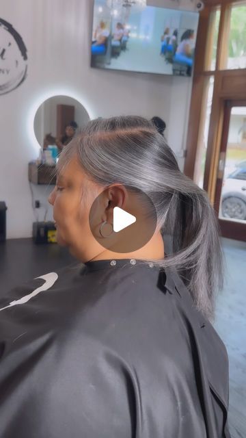 Shu’Carra Cotchery on Instagram: "Today was an incredibly special day because my wonderful mom came to visit me at my salon! The joy I felt seeing her is indescribable. Having her here with me, being pampered, reminded me of all the love and guidance she’s given me over the years. She’s the reason I’ve grown into the woman and hairstylist I am today.  I started doing hair in her basement when I was just 13. She would always tell me, “Oh, you need to call her back—you didn’t do that right!” 😂 Her honest feedback and unwavering support taught me so much. She also told me that if I wanted to pursue a career as a stylist, I needed to be a woman of my word and structure my business from a young age.   Mom, I’m so grateful for everything you’ve done for me. With a mother like you, no criticism Microlinks Black Women, Full Head Sew In, 53rd Birthday, Doing Hair, Grateful For Everything, Weave Ponytail, To Be A Woman, Sew In Weave, Here With Me