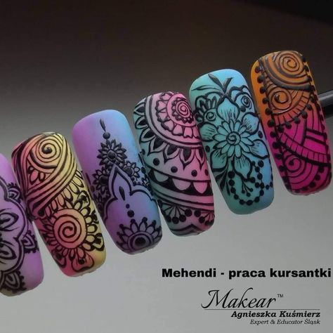 Mandela Nail Art, Mandala Art Nails, Paisley Nails Design, Garba Nails, Mandala Nail Designs, Henna Nail Design, Silhouette Nail Art, Mandala Nail Art, Paisley Nails