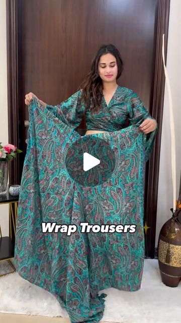 Wrap Trousers Outfit, Party Wear Coord Set, Boho Look Indian, Indian Coord Set, Printed Trousers Outfit, Wrap Trousers, Coord Sets, Outfit Boho, Indian Fashion Trends