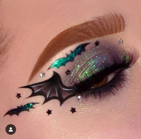 Halloween Eye Shadow, Spooky Eye Makeup, Glam Halloween Makeup, Extra Makeup, Halloween Eyeshadow, Artsy Makeup, Holloween Makeup, Makeup Creative, Spooky Nails