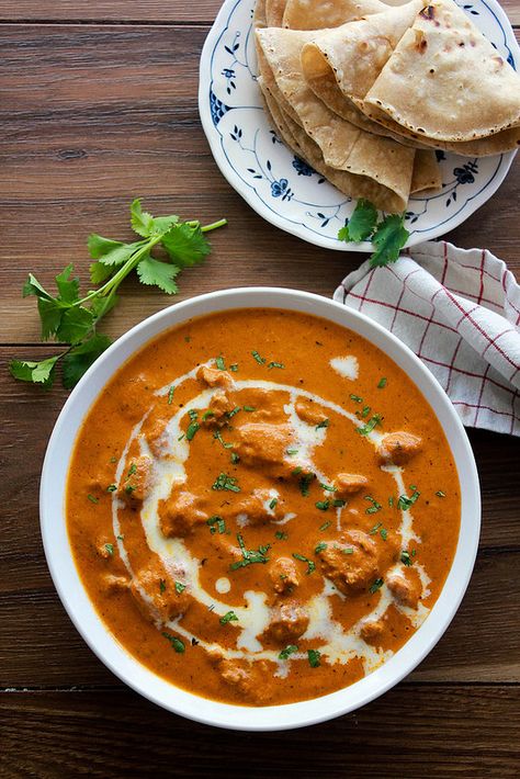 Indian Food Photography, Desi Khana, Food Videography, Chicken Plating, Butter Chicken Recipe, Food Critic, Nigerian Food, Grocery Foods, Super Market