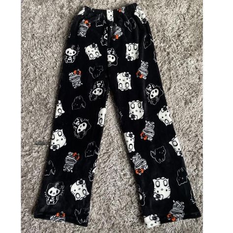 Sanrio Hello Kitty Halloween Pajamas so soft & so... - Depop Hello Kitty Pajama Pants, Halloween Pajama Pants, Halloween Hello Kitty, Hello Kitty Theme, Kitty Theme, Hello Kitty Dress, Hello Kitty Themes, Halloween Pajamas, Hello Kitty Halloween