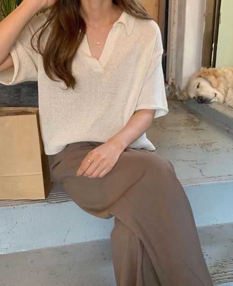 Office Basics Outfits, Asian Minimalist Fashion, Minimalist Girl Aesthetic, Neat Casual Outfits, Korean Outfit Street Styles, Minimalist Fashion Women, Casual College Outfits, Korean Casual Outfits, Everyday Fashion Outfits