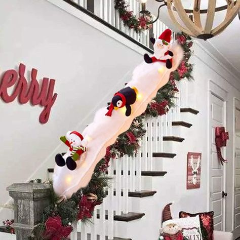 Penguin Railing Decoration, Penguins On Staircase, Christmas Bannister, Decoration Stairs, David Rocco, Stairs Decoration, Christmas Banister, Christmas Stairs Decorations, Christmas Staircase Decor