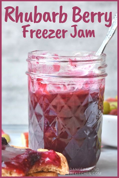 Easy Strawberry Rhubarb Jam, Rhubarb Jelly Or Jam, Rhubarb Freezer Jam Recipes, Rhubarb Jam Recipes Easy, Blueberry Freezer Jam, Blueberry Rhubarb Jam, Rhubarb Freezer Jam, Rhubarb Desserts Recipes, Strawberry Rhubarb Recipes